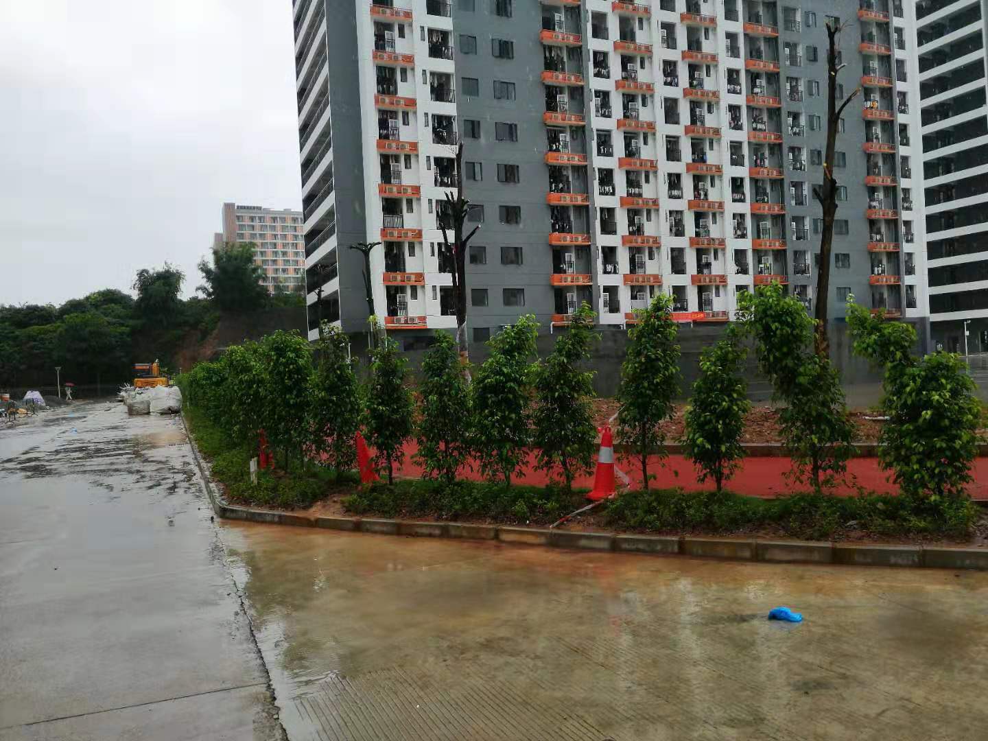 龍旗園林