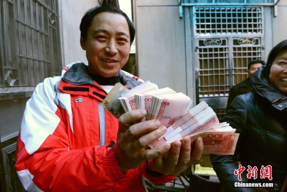 武漢將推行建筑工人實名制 建筑工人不用擔(dān)心拖欠工資了